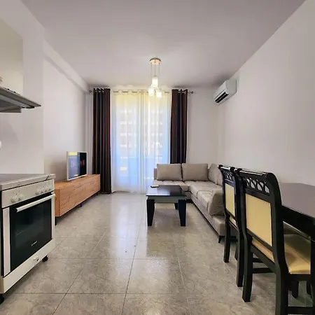 Apartmán Urban Iv For 5 W 24h Check In Tirana