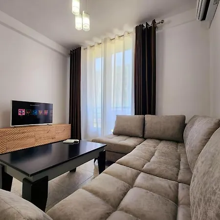 Apartmán Urban Iv For 5 W 24h Check In Tirana