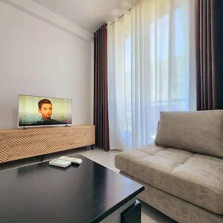 Apartmán Urban Iv For 5 W 24h Check In Tirana